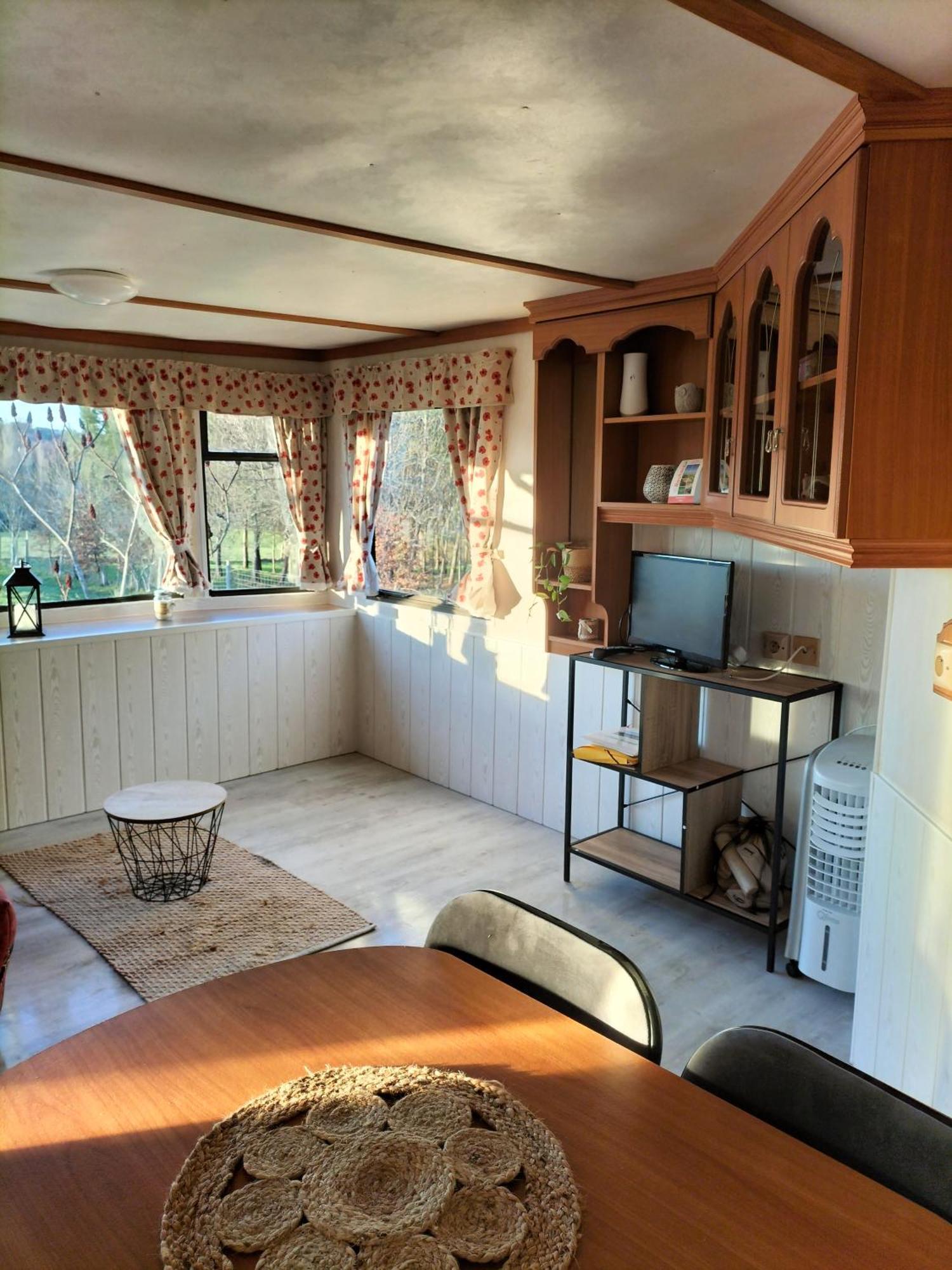 Tiny House Guest House Saint-Vallier  Bagian luar foto