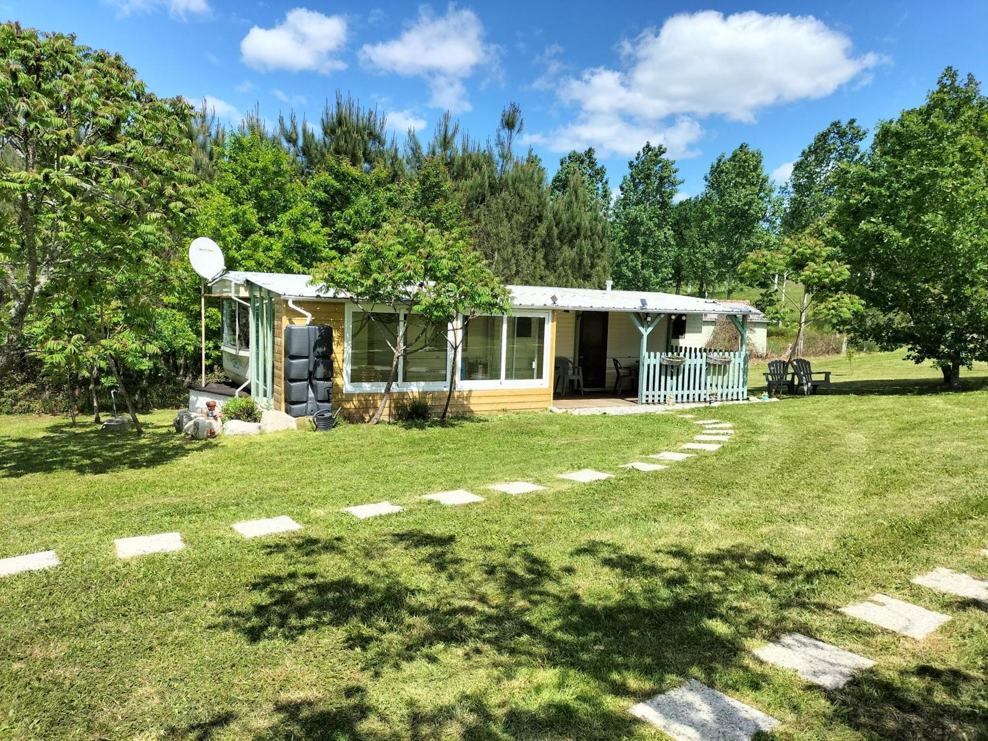 Tiny House Guest House Saint-Vallier  Bagian luar foto