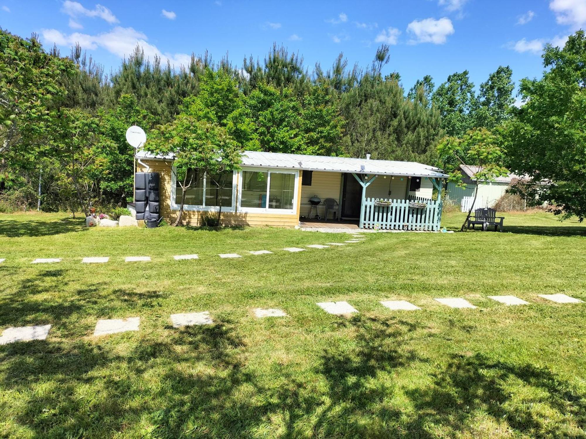 Tiny House Guest House Saint-Vallier  Bagian luar foto
