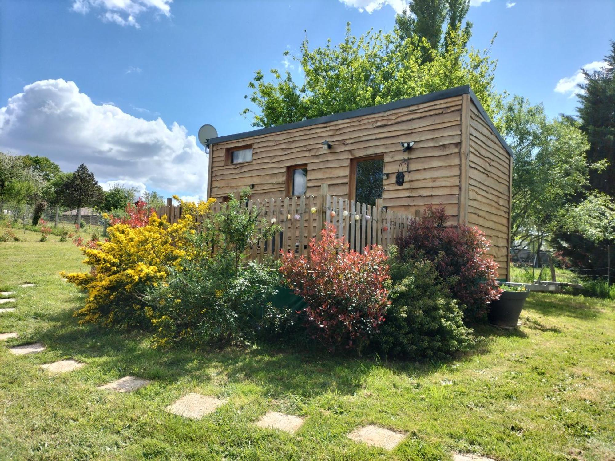 Tiny House Guest House Saint-Vallier  Bagian luar foto